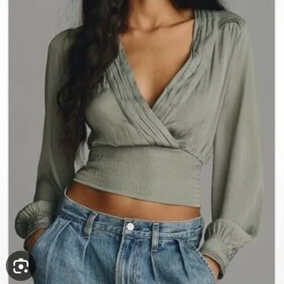 Anthropologie Tie Blouse Cream Beige Smocked Waist Size Small - Picture 2 of 6